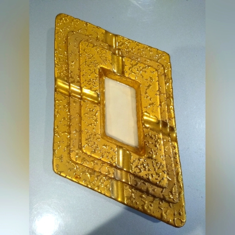 Vintage Rare 22K Gold USA Weeping Bright Gold Ashtrays